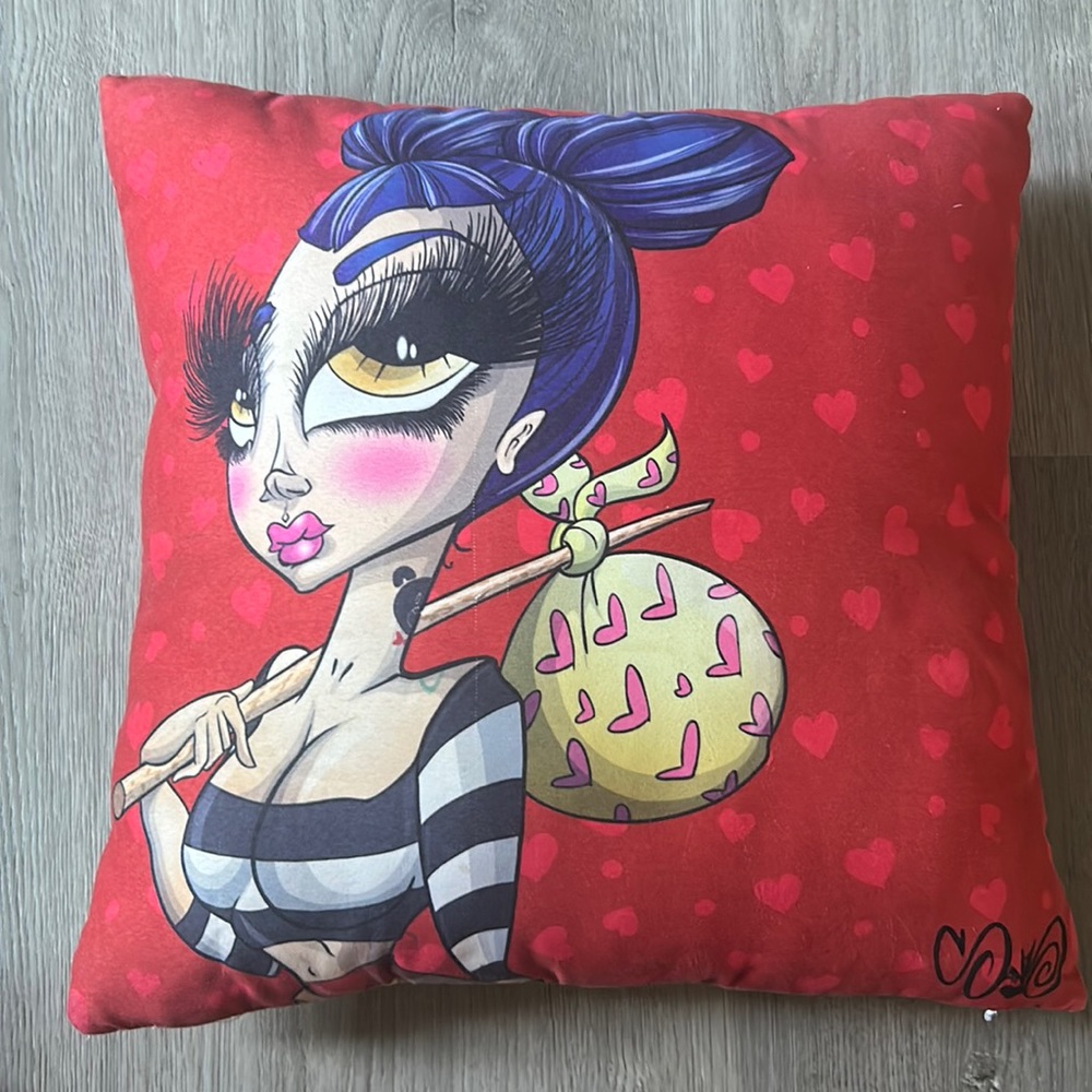 Sand Oner 2017 Special Edition Stacks Valentines Day print Pillow